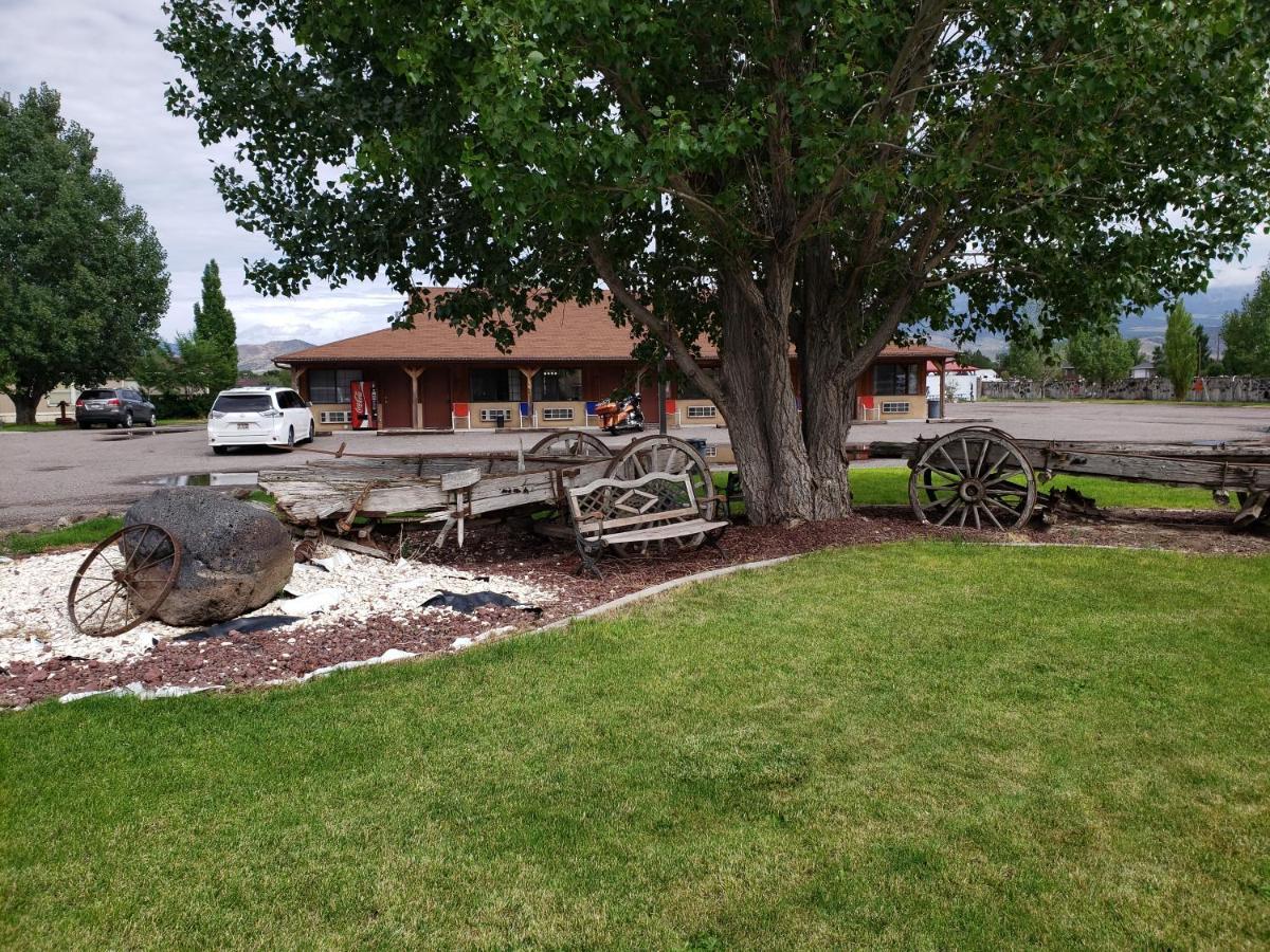Motel Butch Cassidy'S Hideout Circleville Zewnętrze zdjęcie